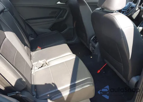 2021 Volkswagen Tiguan 2.0T Se/2.0T Se R-Line Black/2.0T Sel из США, поврежденный, VIN 3VV2B7AX7MM101564